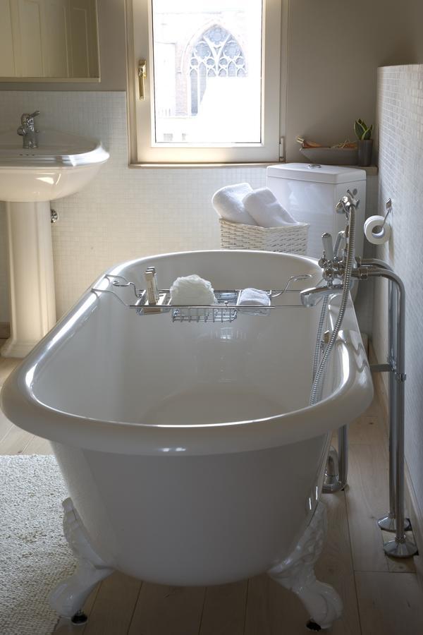 デンデルモンデ Domus Portus Bed & Breakfast エクステリア 写真